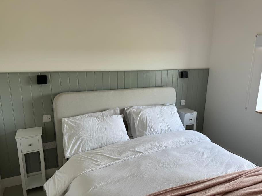 Holiday home The Hayloft, Modern 4 Bed, 8 Person, Barn Conversion In A Rural Location With Great Access *